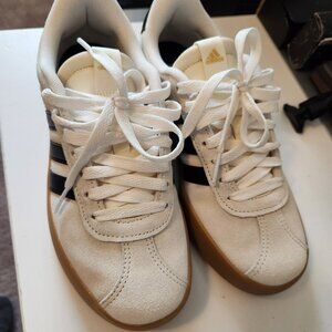 Adidas Women's VL COURT 3.0 sneakers Size US 6 KI6728